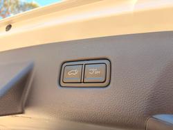 2025 Kia Carnival GT-Line HEV