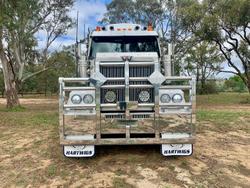 2021 Western Star 4800 Series 4800 FXB White