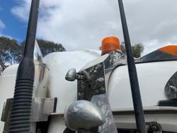 2021 Western Star 4800 Series 4800 FXB White