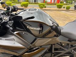 2024 Kawasaki NINJA H2 SX Black