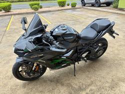 2024 Kawasaki NINJA H2 SX Black