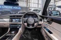 2016 Jaguar XF 25t Portfolio X260 MY16 Dark Sapphire