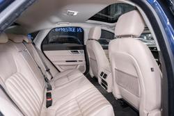 2016 Jaguar XF 25t Portfolio X260 MY16 Dark Sapphire