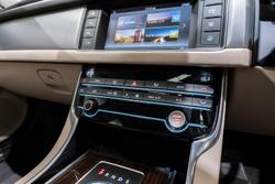 2016 Jaguar XF 25t Portfolio X260 MY16 Dark Sapphire