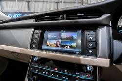 2016 Jaguar XF 25t Portfolio X260 MY16 Dark Sapphire