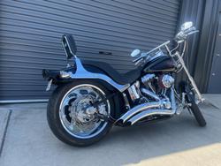 2009 Harley-Davidson Softail Custom 1584 (FXSTC) Softail Black