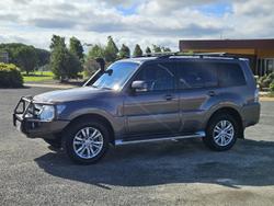 2014 Mitsubishi Pajero VR-X