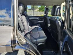 2014 Mitsubishi Pajero VR-X