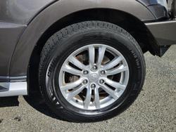 2014 Mitsubishi Pajero VR-X