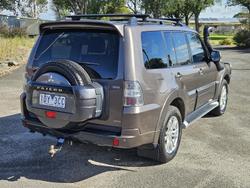 2014 Mitsubishi Pajero VR-X