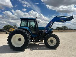 1995 New Holland 8870 4Wd Tractor