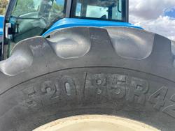 1995 New Holland 8870 4Wd Tractor