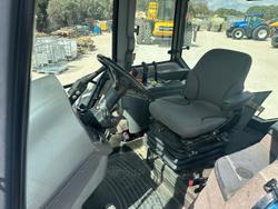 1995 New Holland 8870 4Wd Tractor