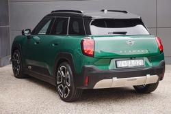 2025 MINI Aceman SE Favoured