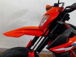 2024 Ktm 690 SMC R ORANGE