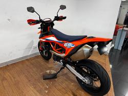 2024 Ktm 690 SMC R ORANGE