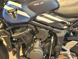 2025 Triumph Trident 660 Trident Blue