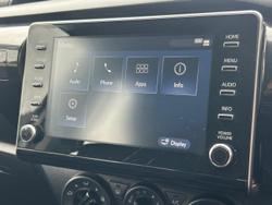 2022 Toyota Hilux SR