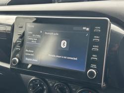 2022 Toyota Hilux SR