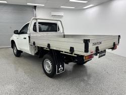2021 Mitsubishi Triton GLX MR MY21 4x2 White