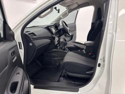 2021 Mitsubishi Triton GLX MR MY21 4x2 White