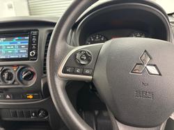 2021 Mitsubishi Triton GLX MR MY21 4x2 White