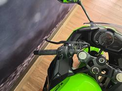 2022 Kawasaki NINJA 400 SE