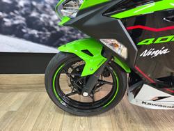 2022 Kawasaki NINJA 400 SE