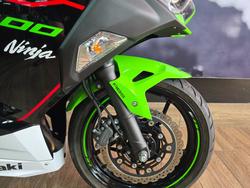 2022 Kawasaki NINJA 400 SE