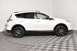 2016 Toyota RAV4 GXL
