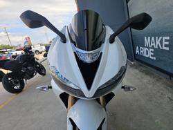2015 Triumph DAYTONA 675 White