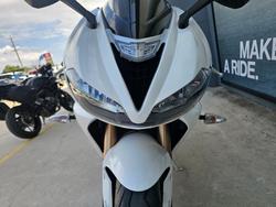 2015 Triumph DAYTONA 675 White
