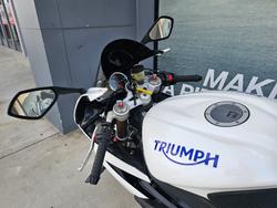 2015 Triumph DAYTONA 675 White