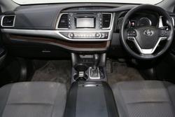 2017 Toyota Kluger GX