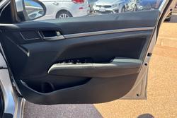 2018 Hyundai Elantra Active