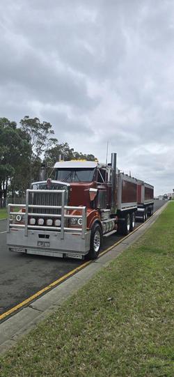 2018 Kenworth T909 T909 