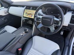 2023 Land Rover Discovery D300 R-Dynamic SE