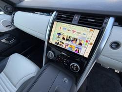 2023 Land Rover Discovery D300 R-Dynamic SE