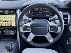 2023 Land Rover Discovery D300 R-Dynamic SE