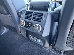 2023 Land Rover Discovery D300 R-Dynamic SE