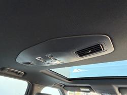 2023 Land Rover Discovery D300 R-Dynamic SE