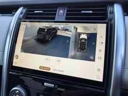 2023 Land Rover Discovery D300 R-Dynamic SE