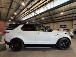 2023 Land Rover Discovery D300 R-Dynamic SE