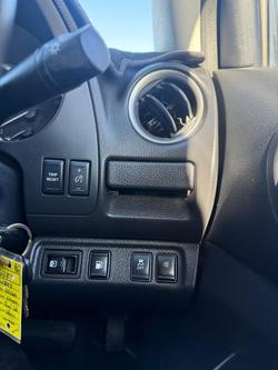 2017 Nissan Navara SL