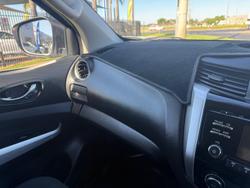 2017 Nissan Navara SL