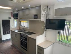 2014 New Age Caravans Oz Classic Slider