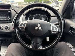 2015 Mitsubishi Triton