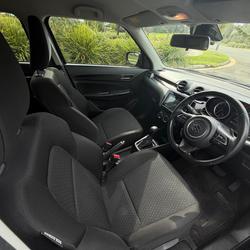 2017 Suzuki Swift GLX Turbo