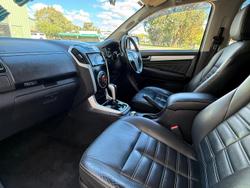 2017 Isuzu MU-X LS-T