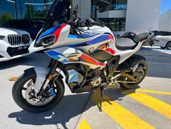 2025 BMW M 1000 XR